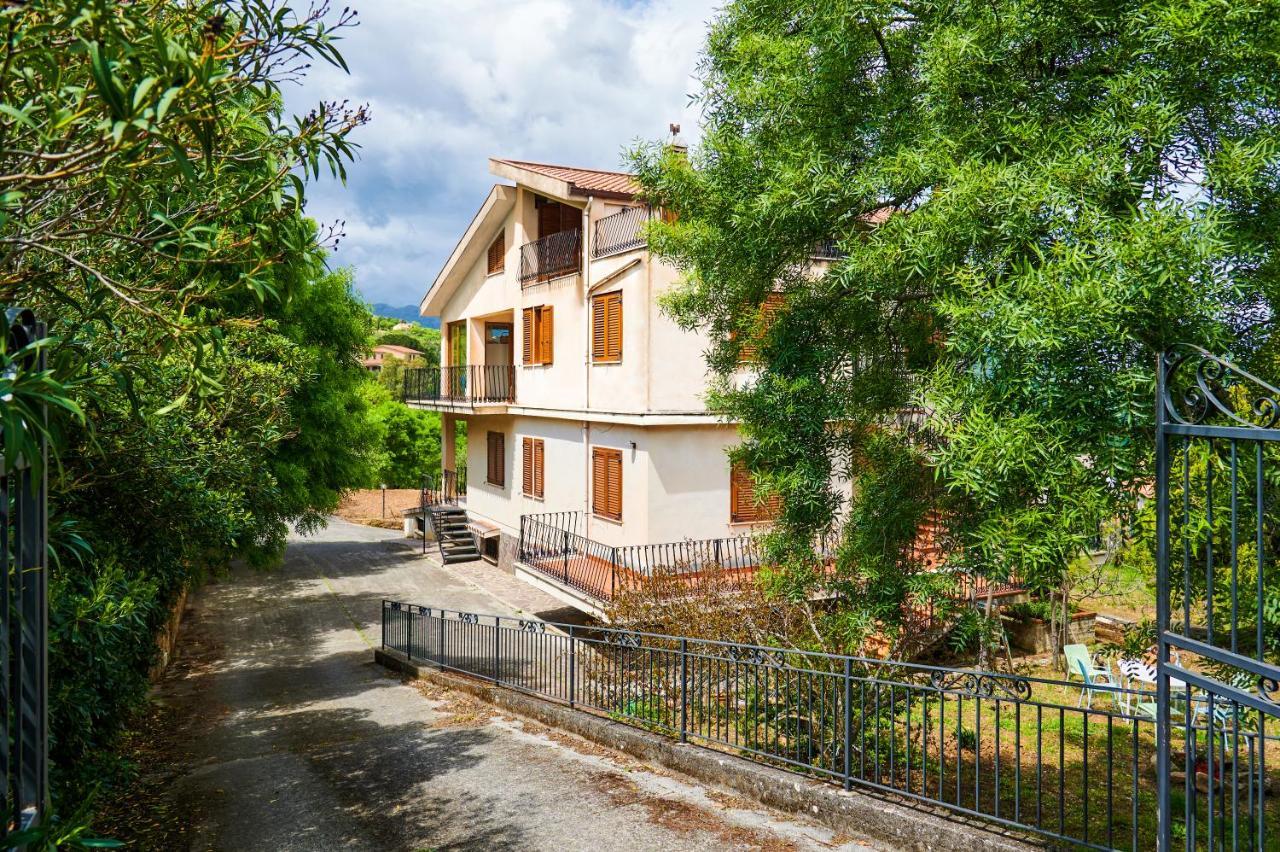Villa Failla กัสเตลบูโอโน ภายนอก รูปภาพ